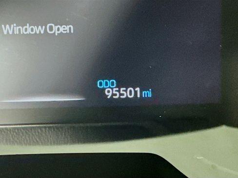 Used 2019 Toyota RAV4 Limited image 19