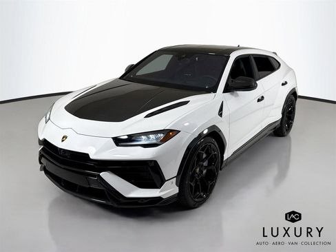 Used 2024 Lamborghini Urus Performante AWD/4WD image 4