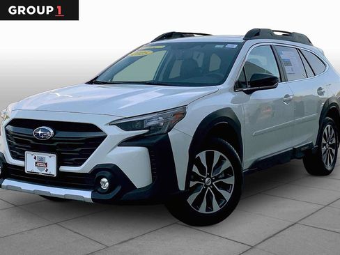 Certified 2025 Subaru Outback Limited AWD/4WD image 1