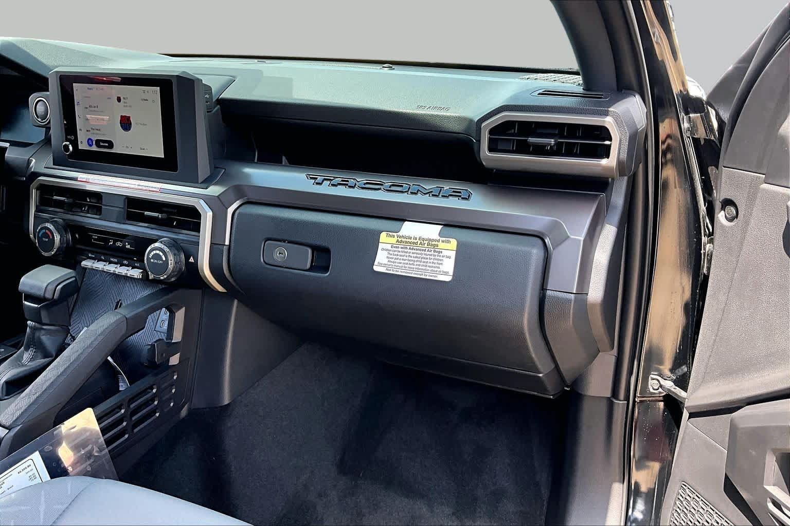Used 2026 Toyota Tacoma SR5 AWD/4WD image 19