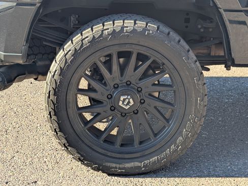 Used 2021 Ford F250 Lariat image 7