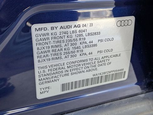 Used 2023 Audi Q4 e-tron Premium w/ Convenience Package image 17