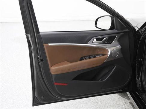 Used 2020 Genesis G70 3.3T w/ Elite Package image 4