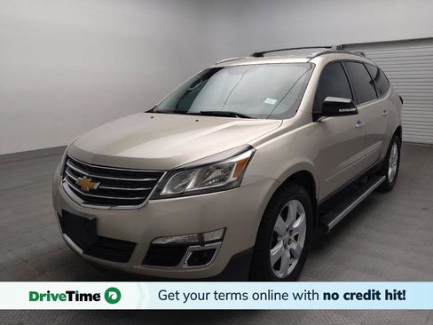 Used 2017 Chevrolet Traverse LT w/ Style and Technology Package FWD image 1