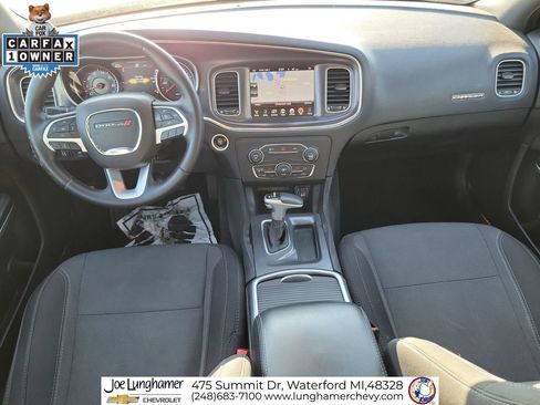Used 2015 Dodge Charger SXT image 21