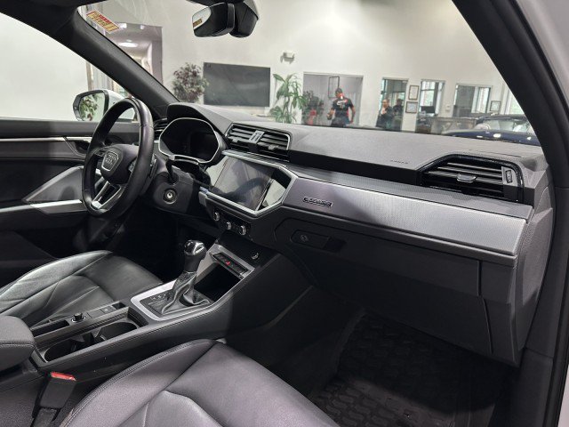 Used 2022 Audi Q3 2.0T Premium AWD/4WD image 55