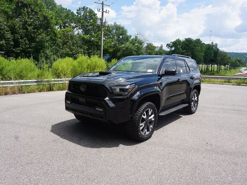 Used 2025 Toyota 4Runner TRD Sport Premium w/ Tow Technology Package AWD/4WD image 25