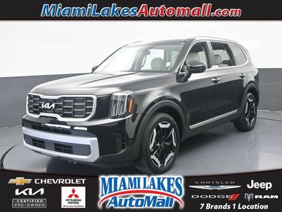 Used 2024 Kia Telluride S w/ S Sunroof Package