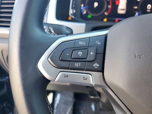 Used 2022 Volkswagen Atlas SE image 26