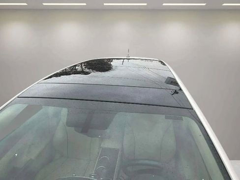 Used 2014 Toyota Venza XLE image 11