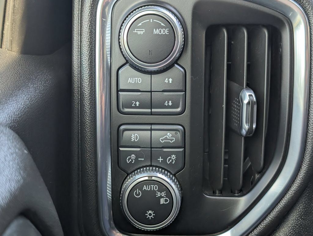 Used 2020 GMC Sierra 1500 Elevation w/ Elevation Value Package AWD/4WD image 14