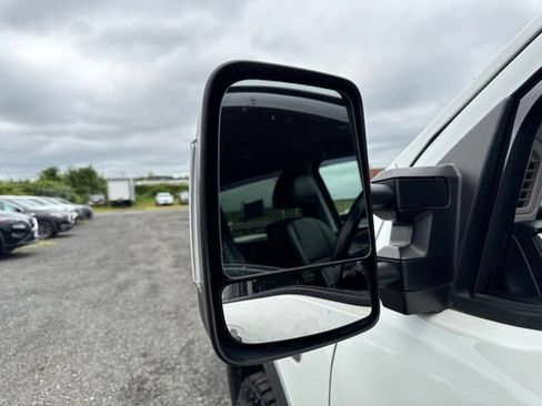 Used 2019 Nissan Titan PRO-4X w/ Pro-4x Convenience Package AWD/4WD image 58