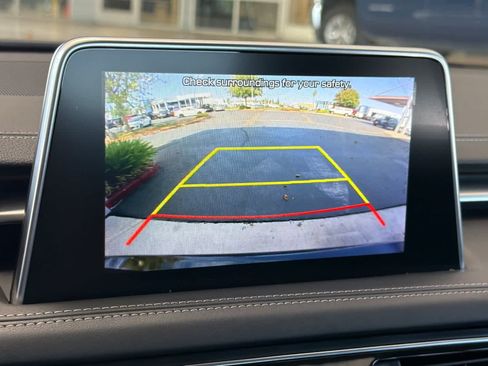 Used 2021 Genesis G70 2.0T RWD image 19