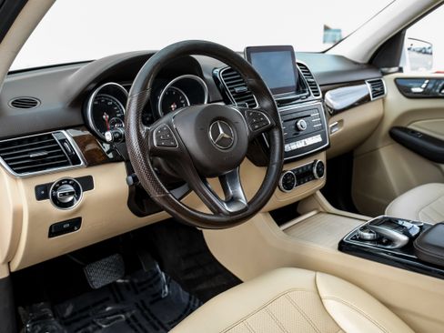 Used 2018 Mercedes-Benz GLE 350 w/ Premium 1 Package image 2