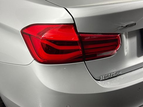 Used 2018 BMW 340i xDrive Sedan AWD/4WD image 36