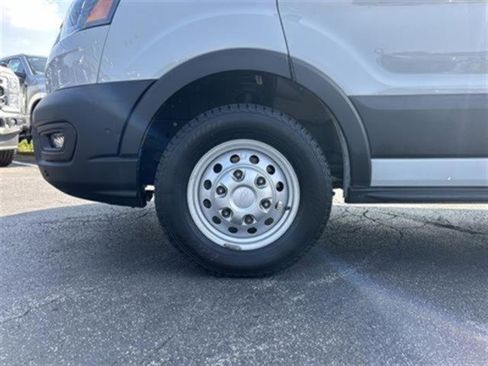 Used 2023 Ford Transit 150 Low Roof AWD image 10