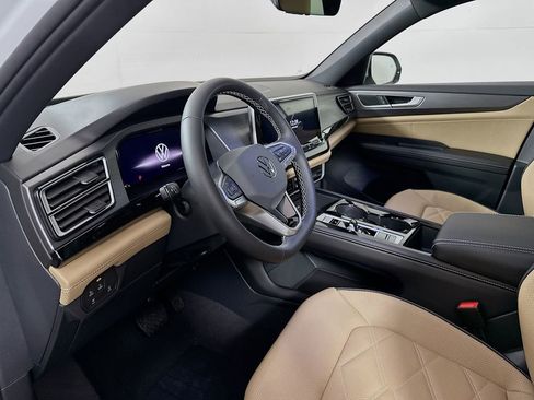 New 2026 Volkswagen Atlas Cross Sport SE AWD/4WD image 11