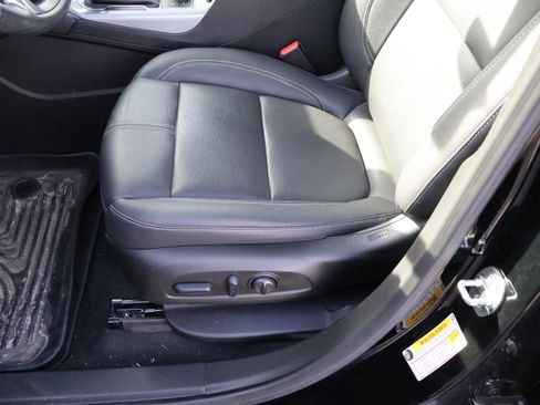 Used 2023 Chevrolet Blazer LT w/ Sound & Technology Package image 39