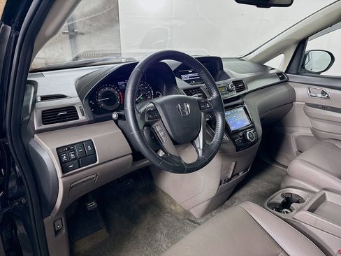 Used 2017 Honda Odyssey EX-L image 9