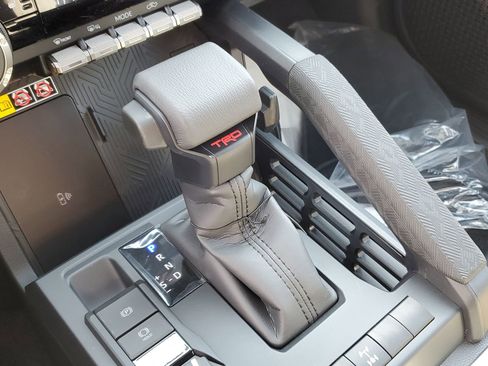 New 2026 Toyota Tacoma TRD Off-Road AWD/4WD image 31