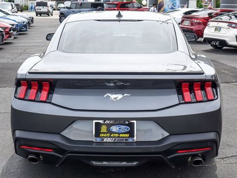 Used 2025 Ford Mustang Premium RWD image 6