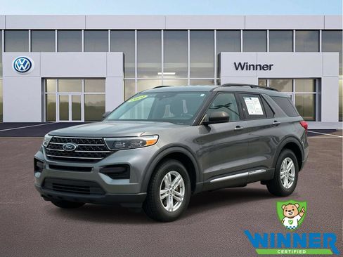 Used 2021 Ford Explorer XLT AWD/4WD image 1