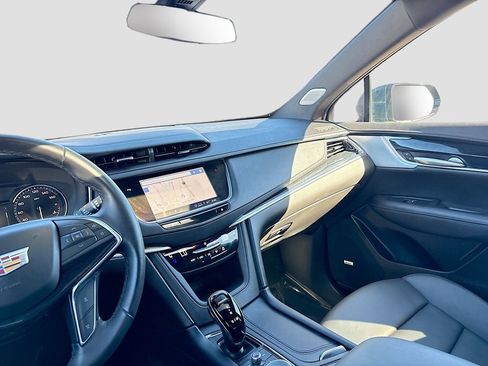 Used 2024 Cadillac XT5 Premium Luxury image 25