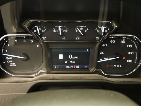 Used 2021 GMC Sierra 1500 AT4 w/ AT4 Preferred Package image 6