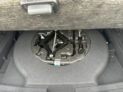 Used 2018 Kia Stinger RWD image 17