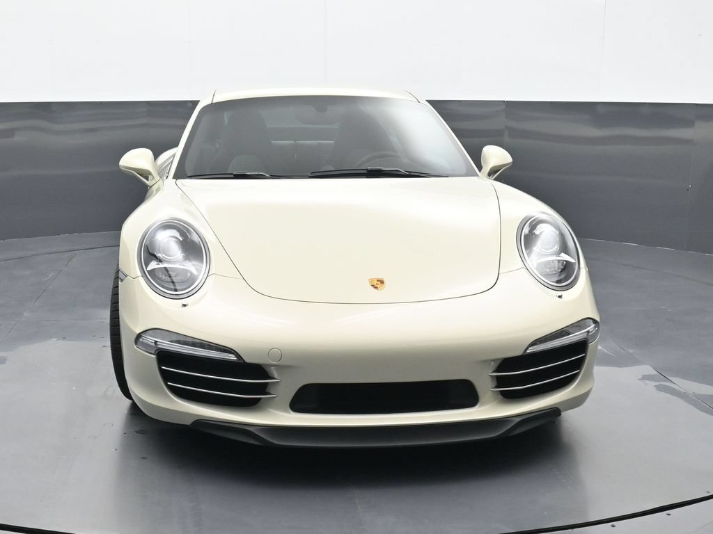 Certified 2014 Porsche 911 50th Anniversary Edition RWD image 22