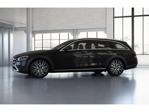 Certified 2022 Mercedes-Benz E 450 4MATIC All-Terrain Wagon image 37