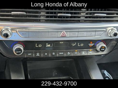 Used 2022 Kia Telluride LX FWD image 22