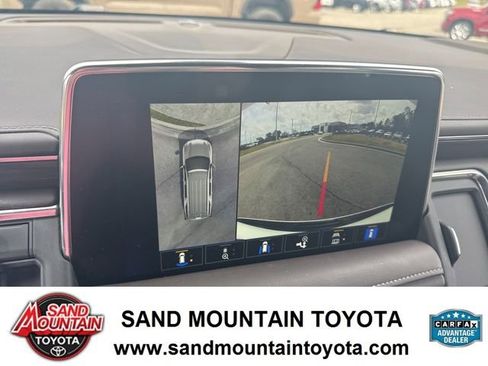 Used 2022 Chevrolet Tahoe Z71 w/ Luxury Package image 24