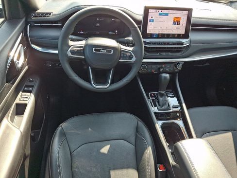 Used 2023 Jeep Compass High Altitude AWD/4WD image 11