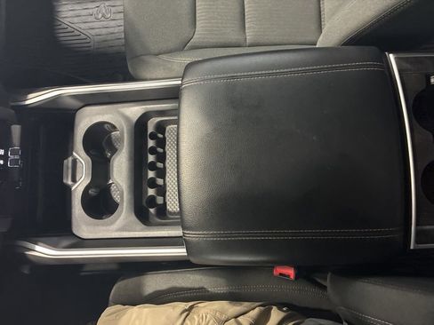 Used 2022 RAM 1500 Big Horn AWD/4WD image 33