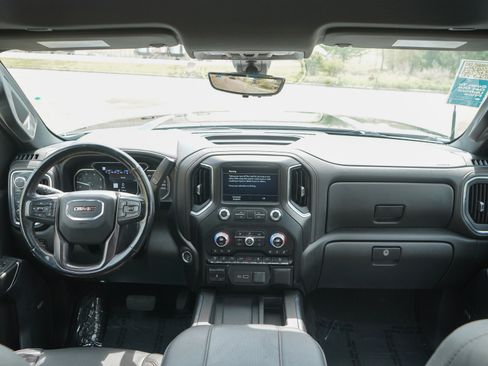 Used 2023 GMC Sierra 2500 AT4 w/ AT4 Preferred Package AWD/4WD image 13