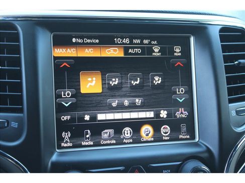 Used 2015 Jeep Grand Cherokee Limited w/ Luxury Group II AWD/4WD image 28