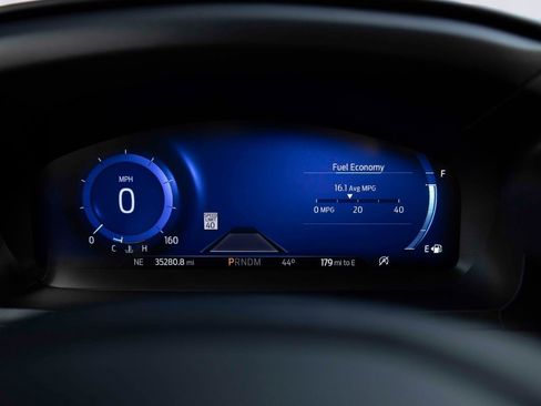 Used 2020 Ford Explorer Platinum w/ Premium Technology Package image 4