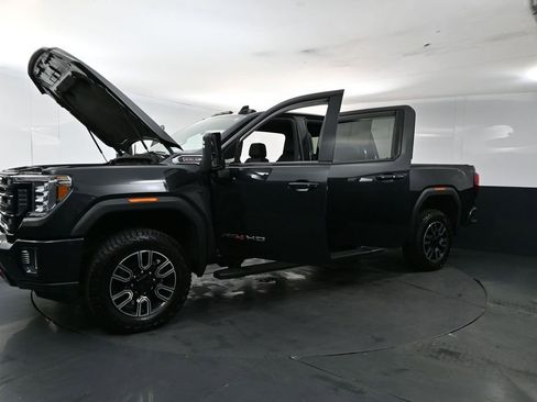 Used 2020 GMC Sierra 2500 AT4 w/ AT4 Premium Package AWD/4WD image 27