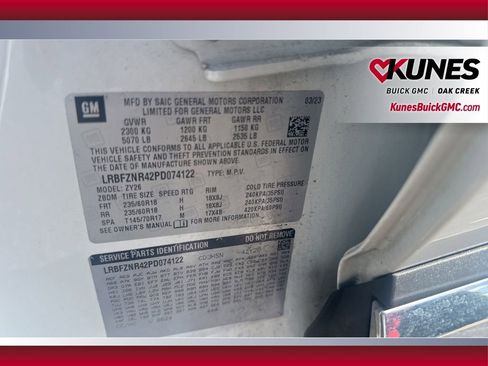 Used 2023 Buick Envision Essence image 22