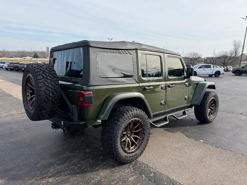 Used 2020 Jeep Wrangler Unlimited Rubicon AWD/4WD image 4