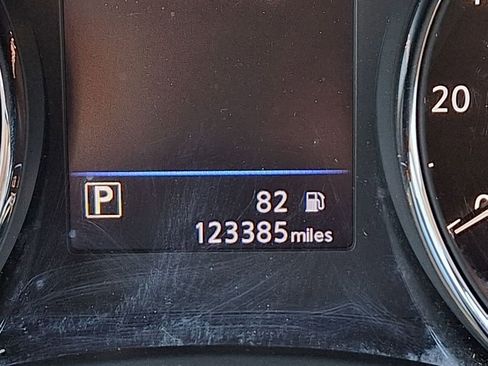 Used 2019 Nissan Rogue SL w/ Premium Package image 20