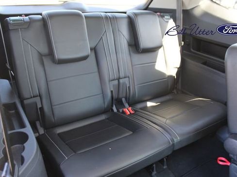 Used 2021 Volkswagen Atlas SE w/ Panoramic Sunroof Package image 13