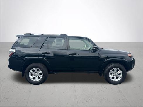 Used 2023 Toyota 4Runner SR5 Premium w/ Moonroof Package AWD/4WD image 7