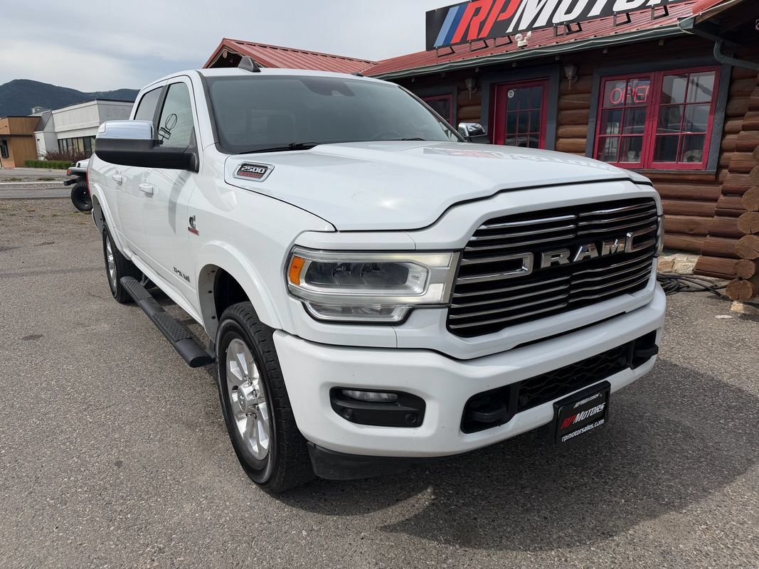 Used 2022 RAM 2500 Laramie AWD/4WD image 2