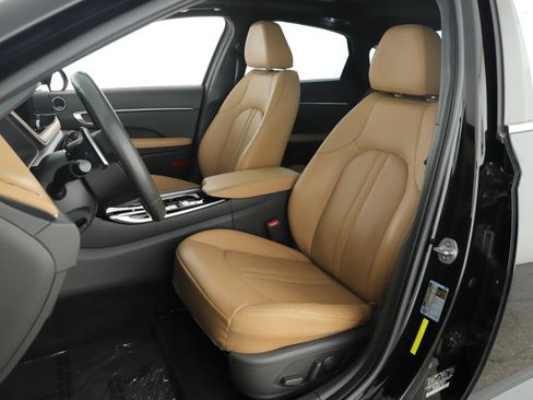 Used 2023 Hyundai Sonata Limited w/ Cargo Package image 8