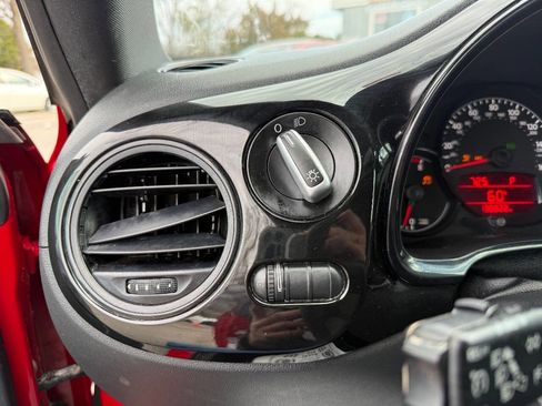 Used 2012 Volkswagen Beetle 2.5 FWD image 19