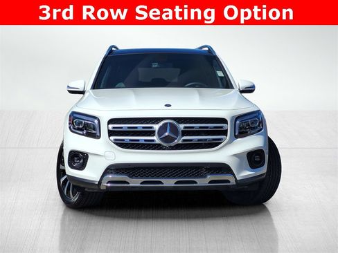 Used 2021 Mercedes-Benz GLB 250 4MATIC w/ Premium Package image 2