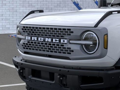 New 2026 Ford Bronco Badlands image 19