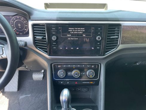Used 2019 Volkswagen Atlas SEL Premium AWD/4WD image 25